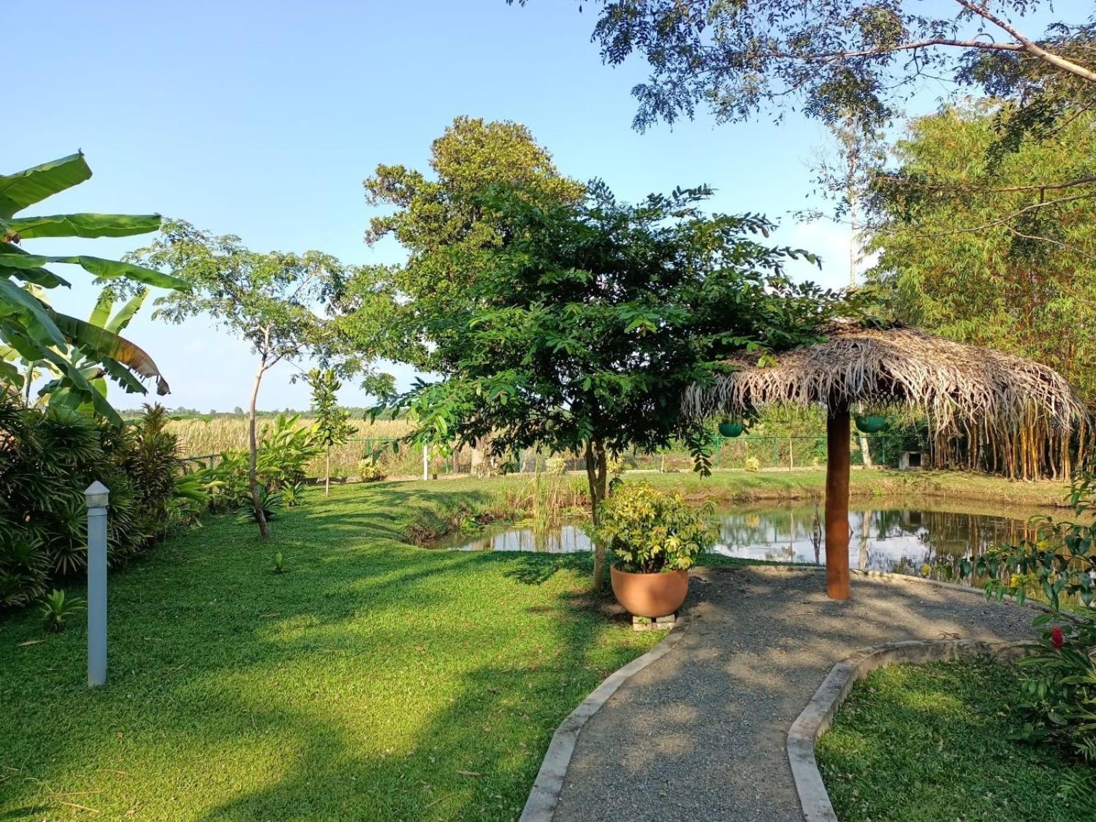 Avalon Village Resort Induruwa Exteriör bild